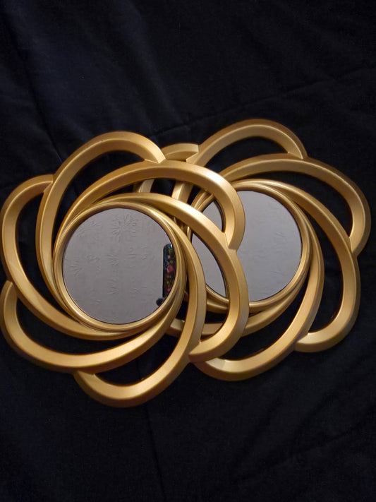 Decorative wall mirror (2pcs set)