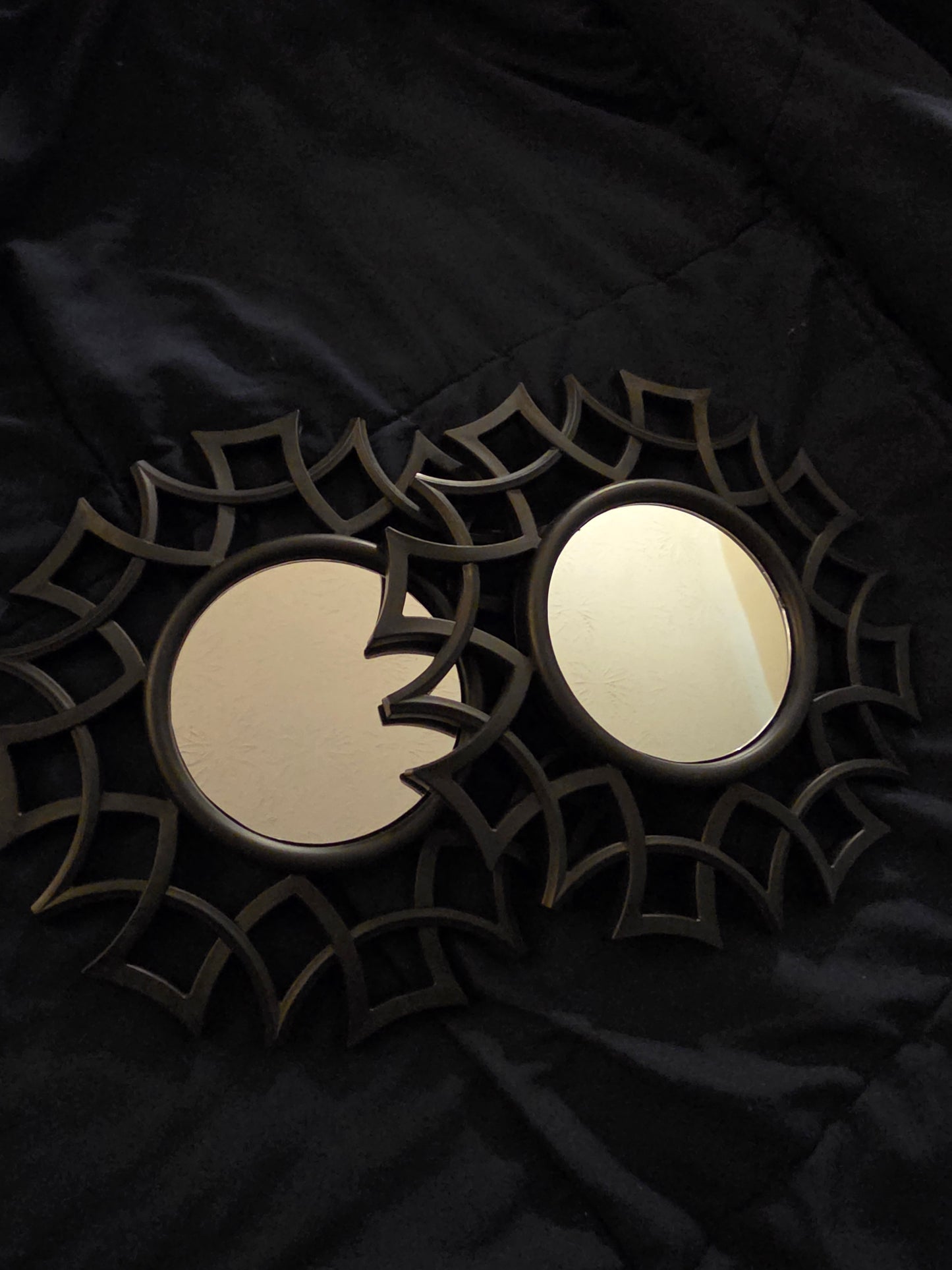 Antique style wall mirror (2pcs set) Black or gold